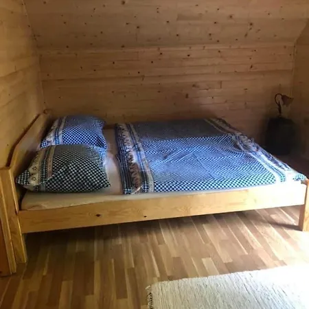 Na Samote V Lese *